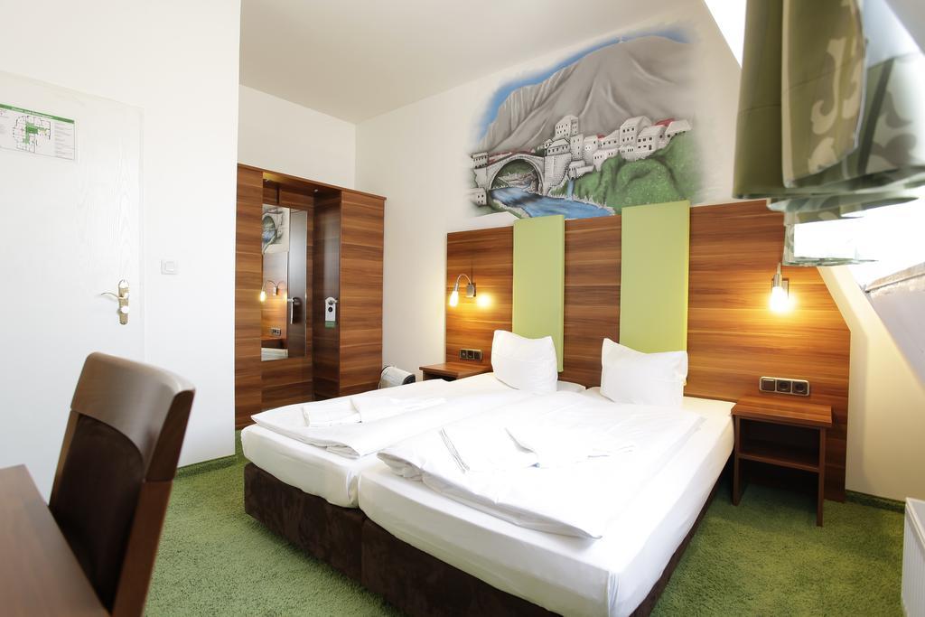 Warsteinerhof By Centro Comfort Cologne Exterior photo